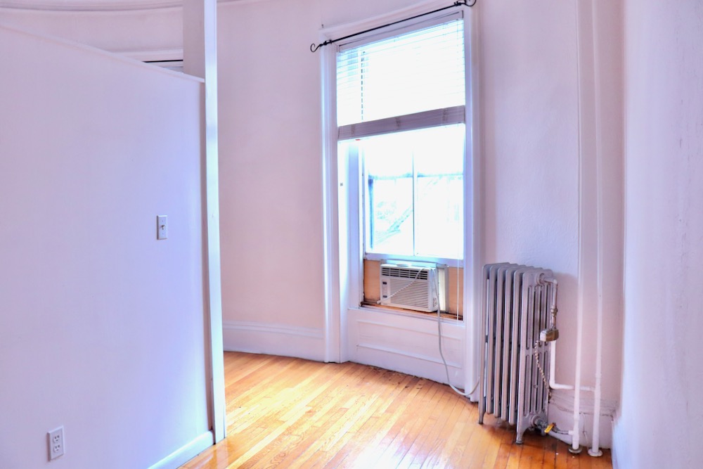 1 bed, 1 bath apartment for rent at 9 Marlborough St Unit 32, Back Bay — photo 3 of 10