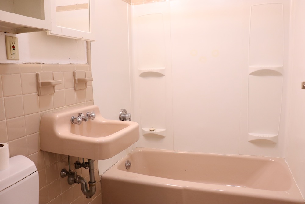 Studio bed, 1 bath apartment for rent at 9 Marlborough St Unit B1, Back Bay — photo 5 of 9