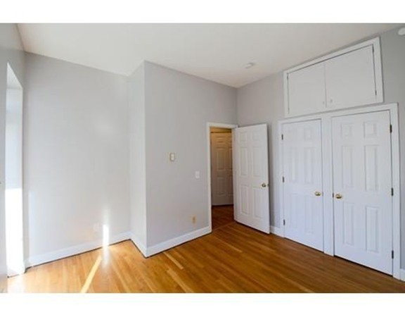 469 Massachusetts Ave, South End