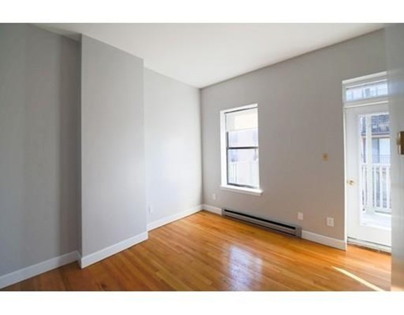 469 Massachusetts Ave, South End