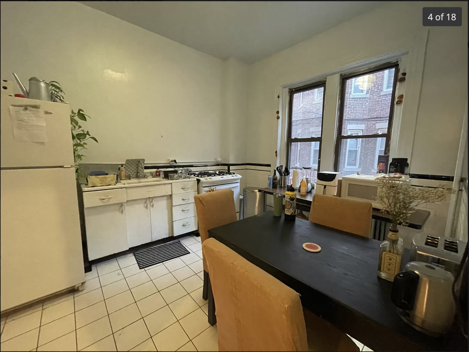 3 bed, 1 bath apartment for rent at 73 Westland Ave Unit 1, Fenway — photo 3 of 10