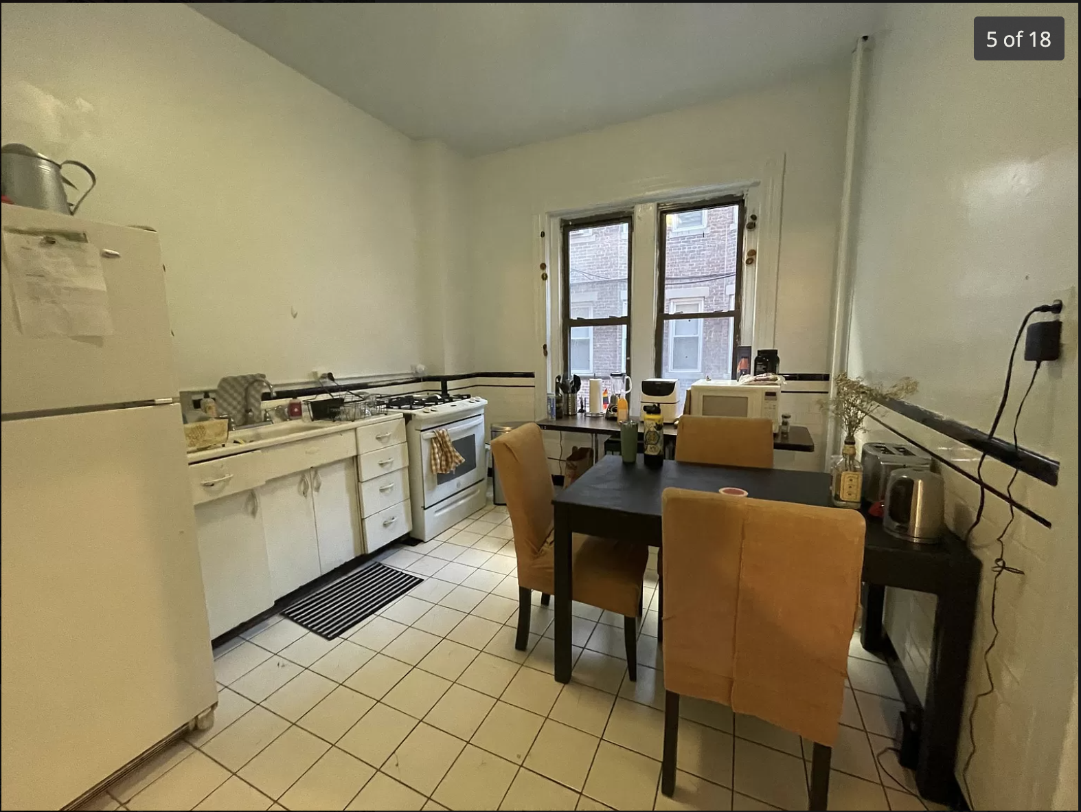 3 bed, 1 bath apartment for rent at 73 Westland Ave Unit 1, Fenway — photo 4 of 10