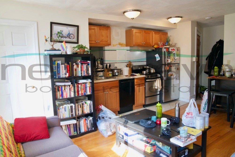 39 Charles St, Beacon Hill