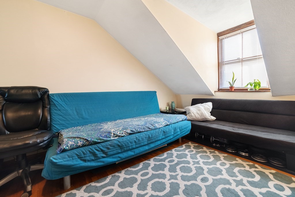 2 bed, 1 bath apartment for rent at 248 Shawmut Ave Unit 4, South End — photo 2 of 9