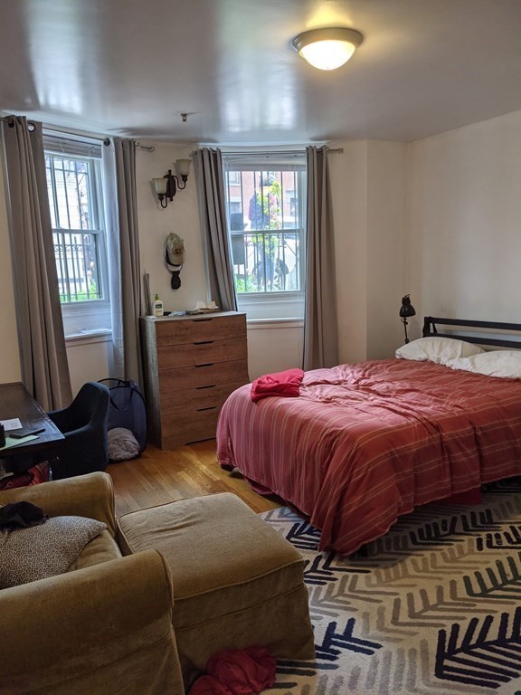 3 bed, 1 bath apartment for rent at 443 Shawmut Ave Unit 1, South End — photo 10 of 13