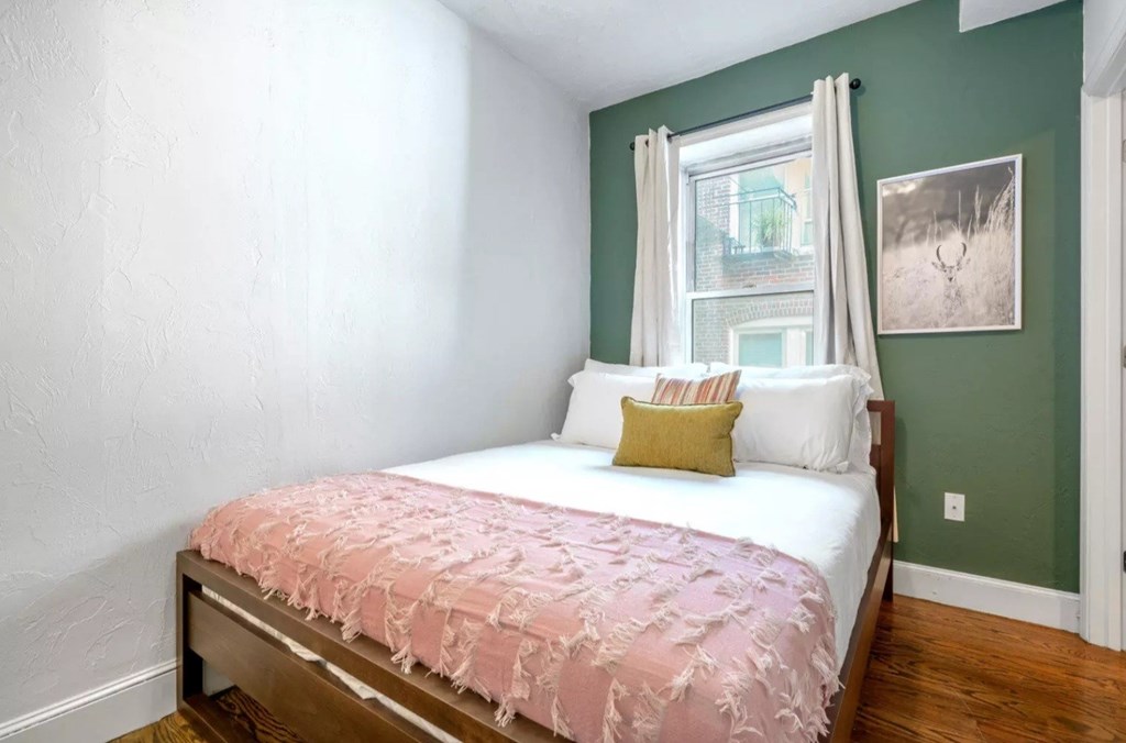 2 bed, 1 bath apartment for rent at 164 Endicott St Unit 2, North End — photo 10 of 13