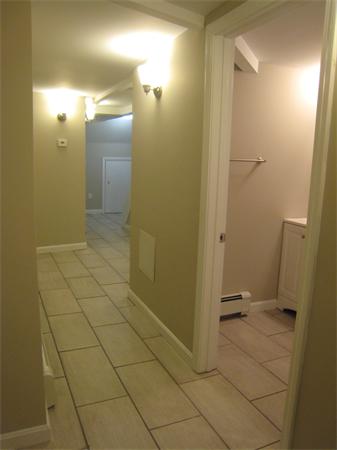 4 bed, 2 bath apartment for rent at 164 Endicott St Unit 1, North End — photo 2 of 14