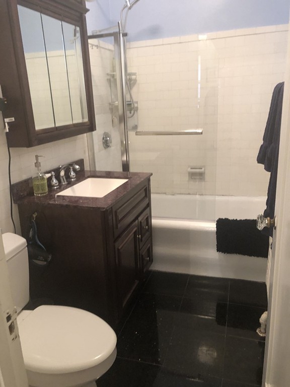 1 bed, 1 bath apartment for rent at 6 Marlborough St Unit 4D, Back Bay — photo 9 of 9