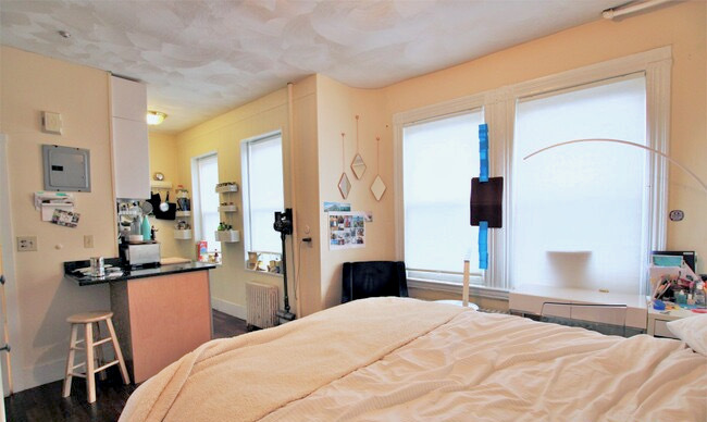 108 Myrtle St, Beacon Hill