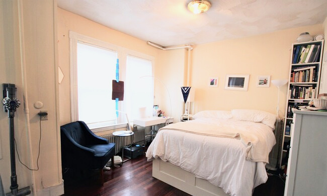 108 Myrtle St, Beacon Hill