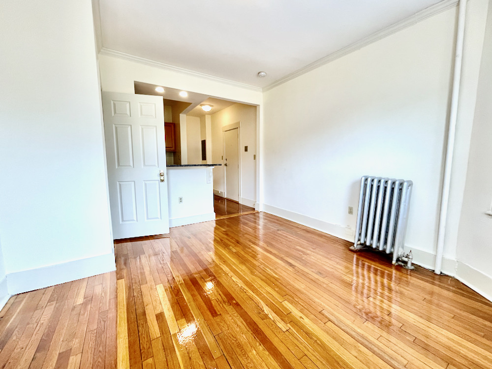 55 Queensberry St, Fenway