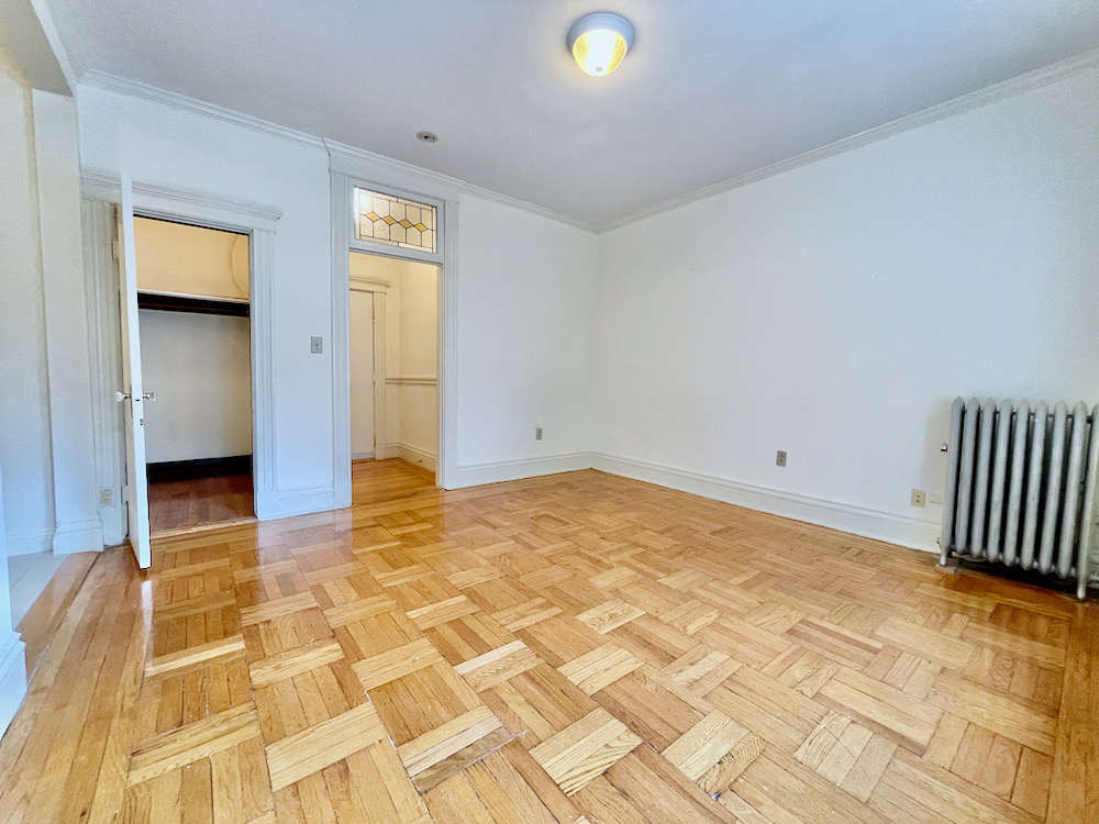 40 Queensberry St, Fenway