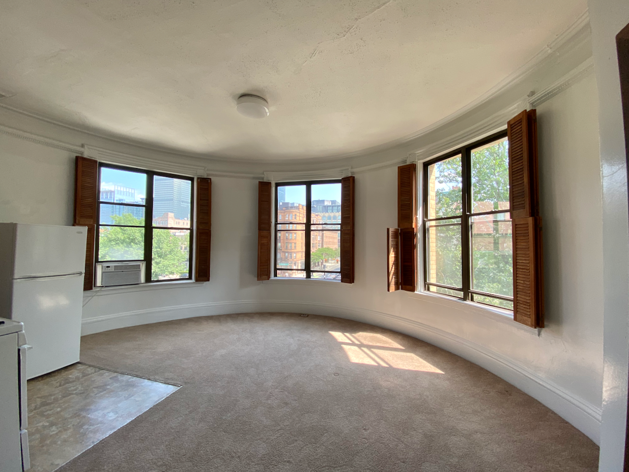 Studio bed, 1 bath apartment for rent at 371 Commonwealth Ave Unit 407, Back Bay