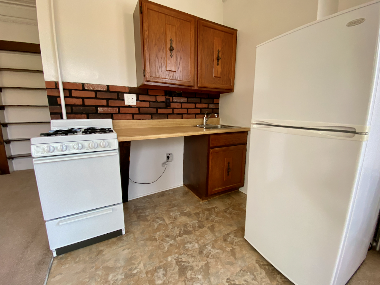 Studio bed, 1 bath apartment for rent at 371 Commonwealth Ave Unit 407, Back Bay — photo 3 of 6