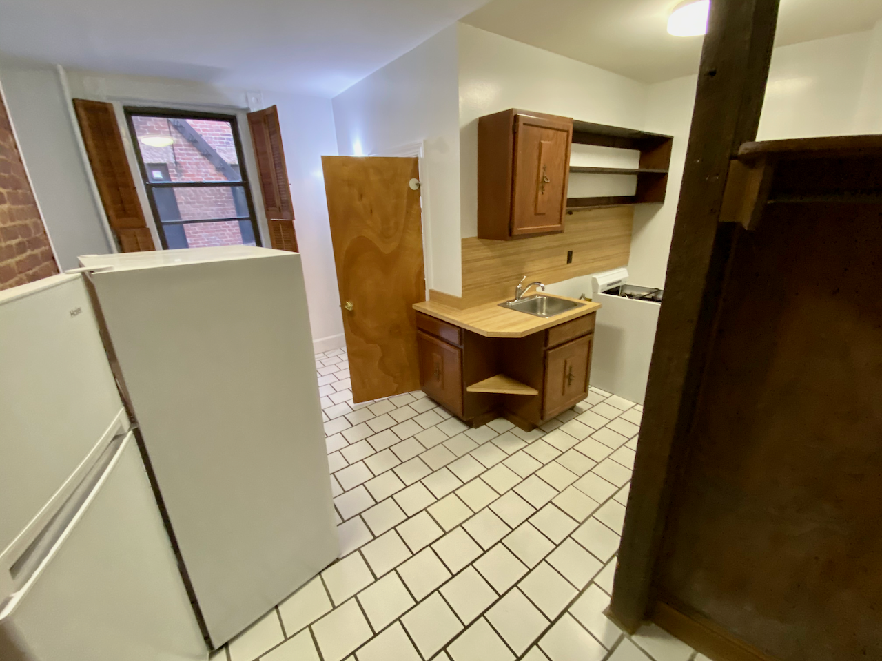 1 bed, 1 bath apartment for rent at 371 Commonwealth Ave Unit 410, Back Bay — photo 2 of 9