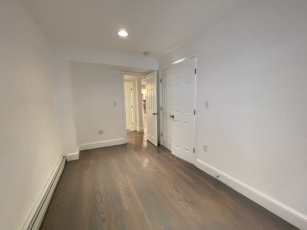 127 Saint Botolph St, South End