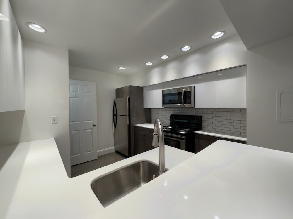 127 Saint Botolph St, South End