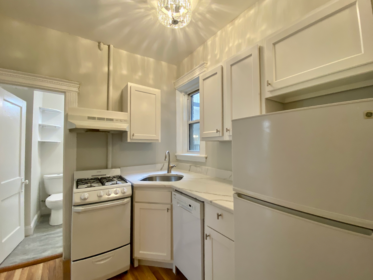 38 Hemenway St, Fenway