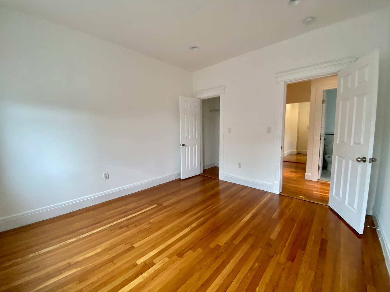 107 Queensberry St, Fenway