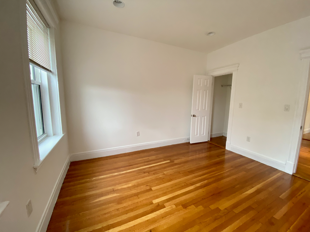 107 Queensberry St, Fenway