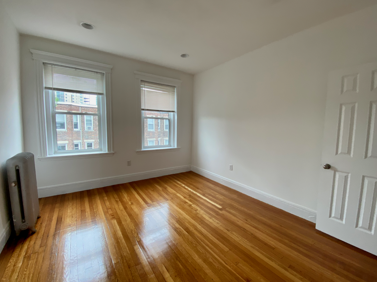 107 Queensberry St, Fenway