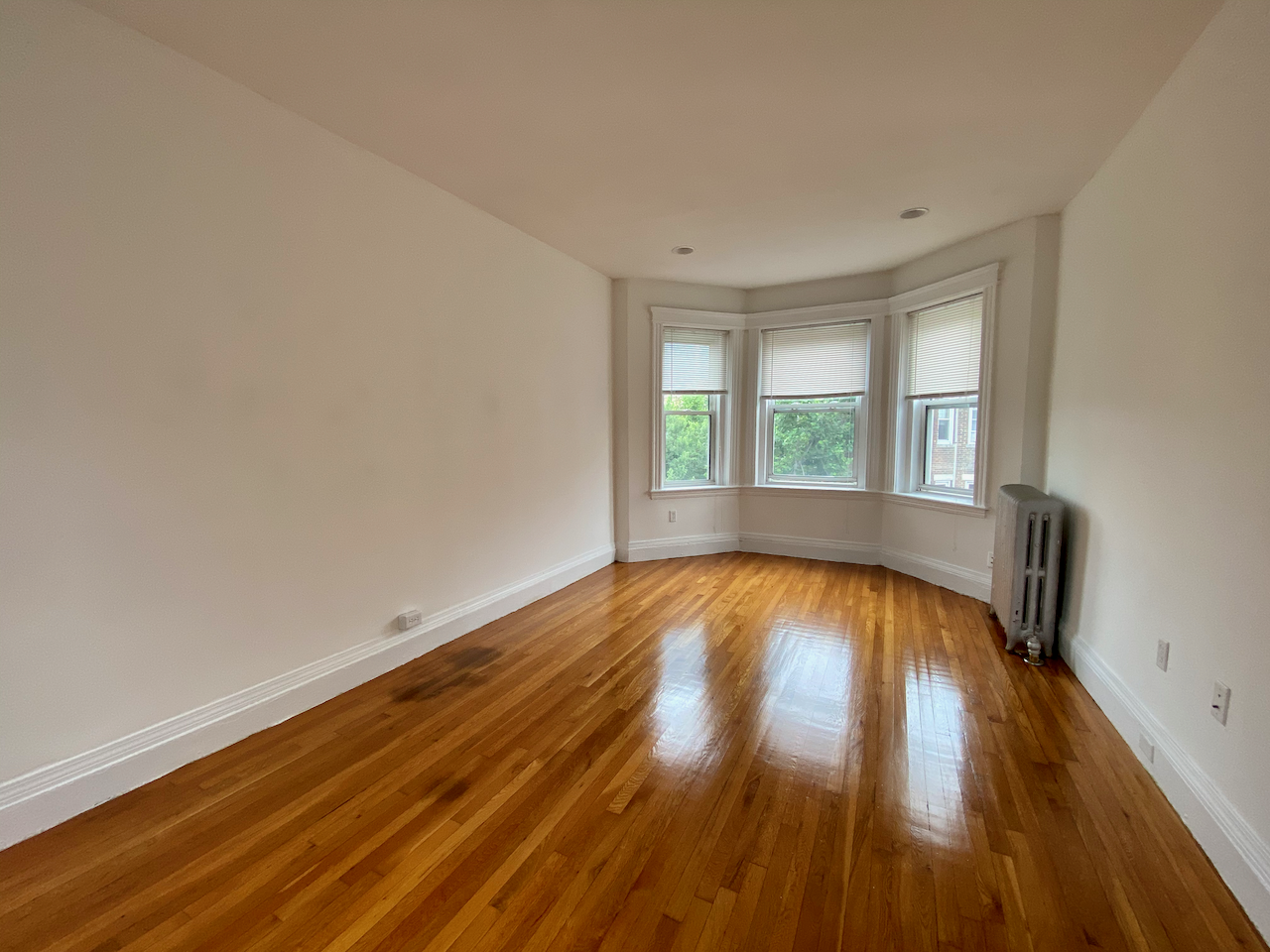 107 Queensberry St, Fenway