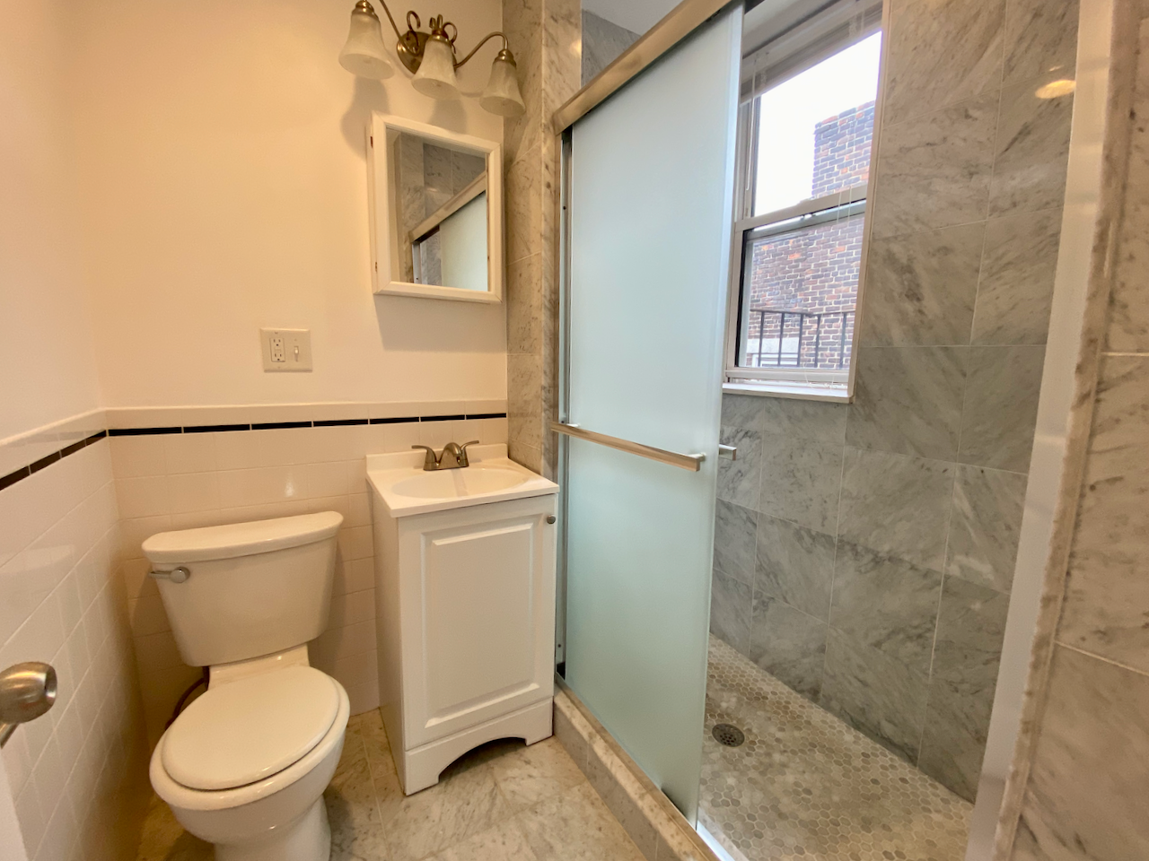 107 Queensberry St, Fenway