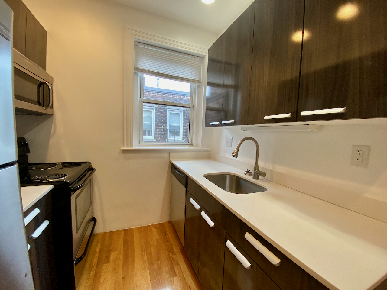 107 Queensberry St, Fenway