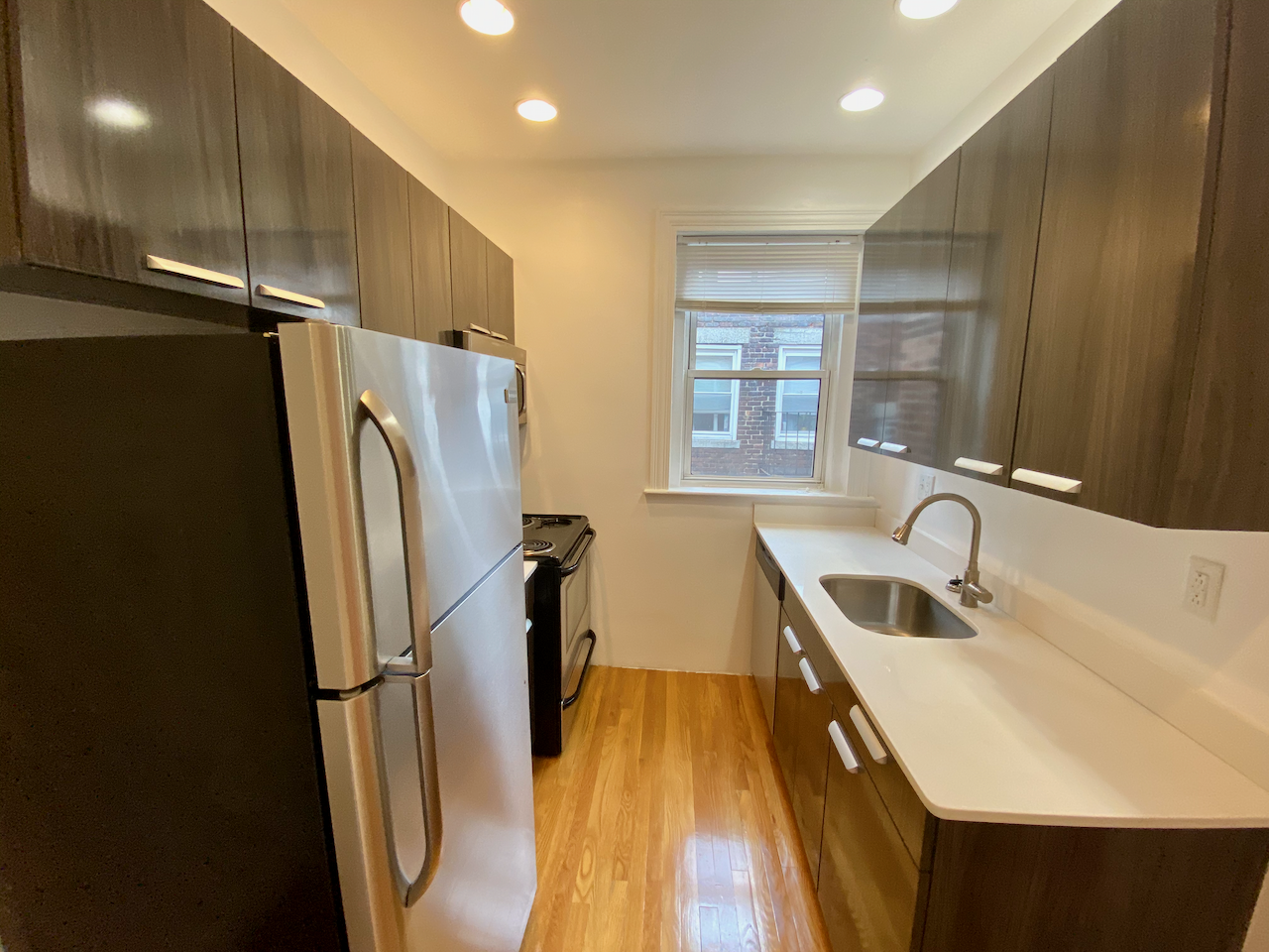 107 Queensberry St, Fenway