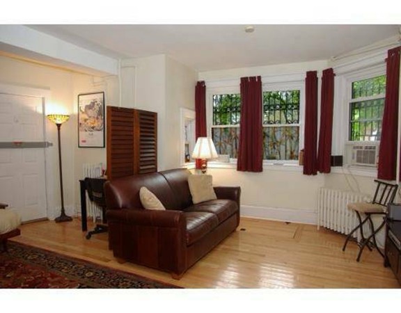 458 Beacon St, Back Bay