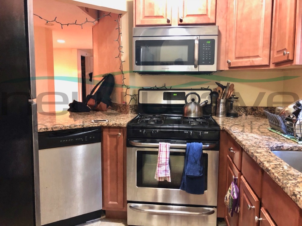 3 bed, 1 bath apartment for rent at 196 Saint Botolph St Unit 1, Back Bay — photo 8 of 9