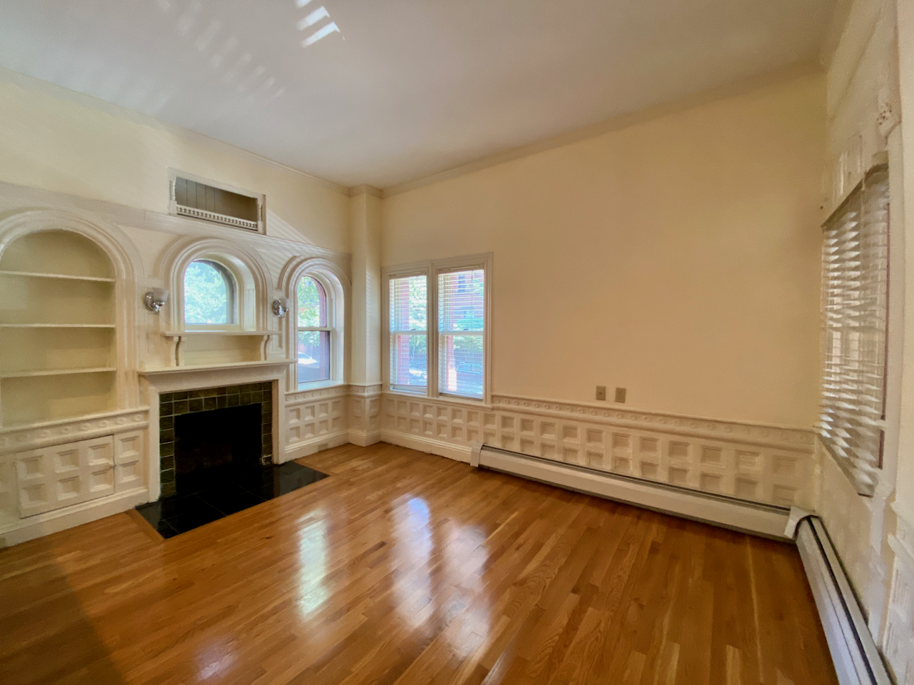 195 Commonwealth Ave, Back Bay