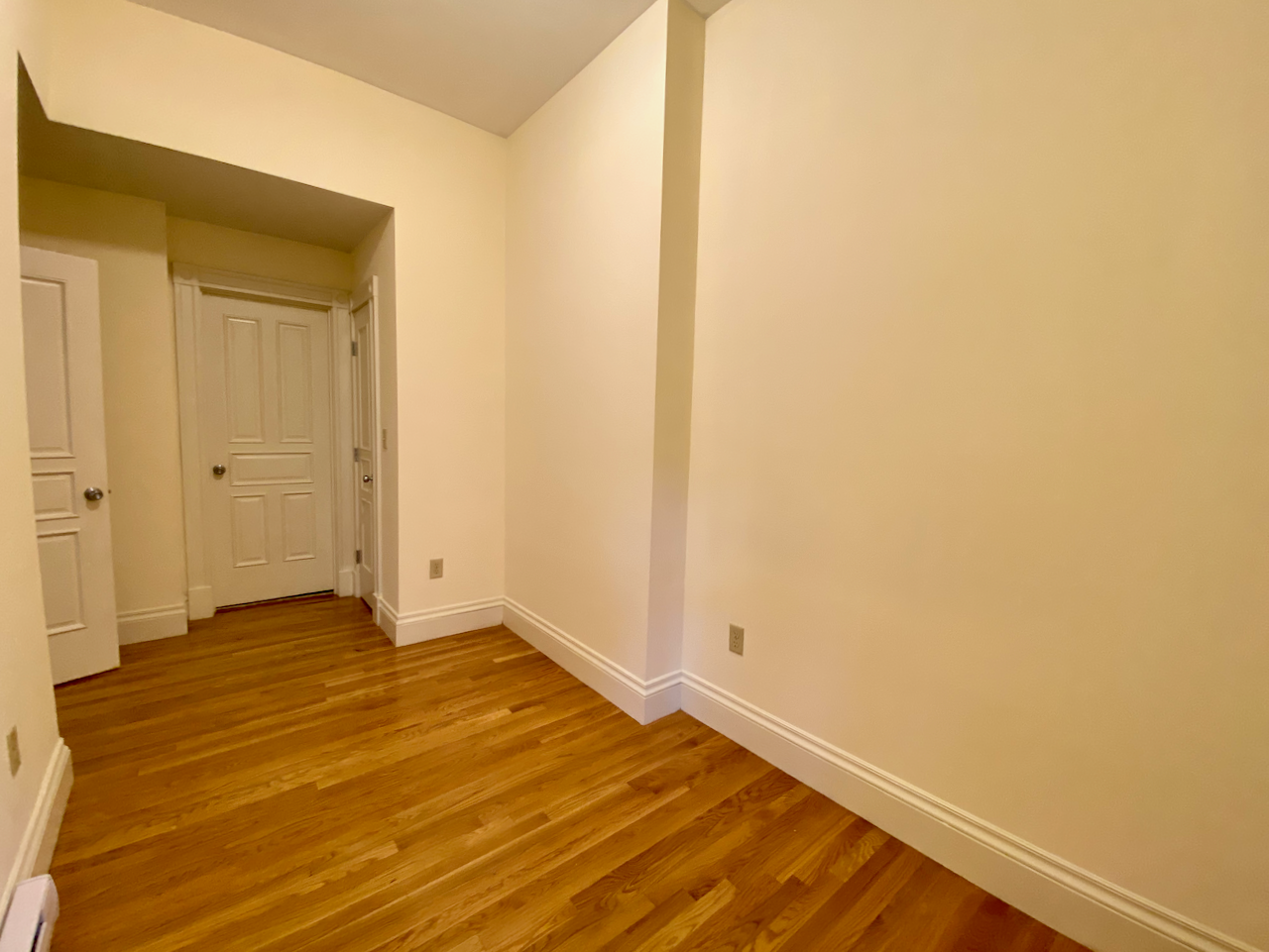 195 Commonwealth Ave, Back Bay