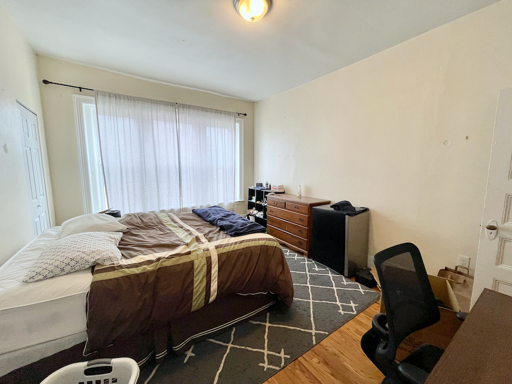 5 bed, 2 bath apartment for rent at 23 Aberdeen St Unit 3, Fenway — photo 6 of 22