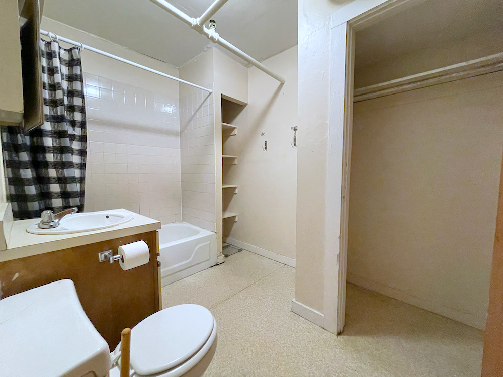 19 Peterborough St, Fenway