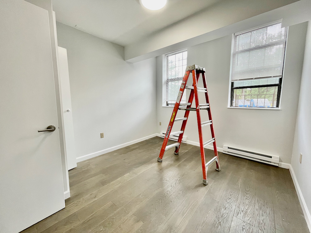 102 Queensberry St, Fenway