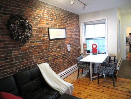 2 bed, 1.5 bath apartment for rent at 11 Revere St Unit 2, Beacon Hill — photo 17 of 35