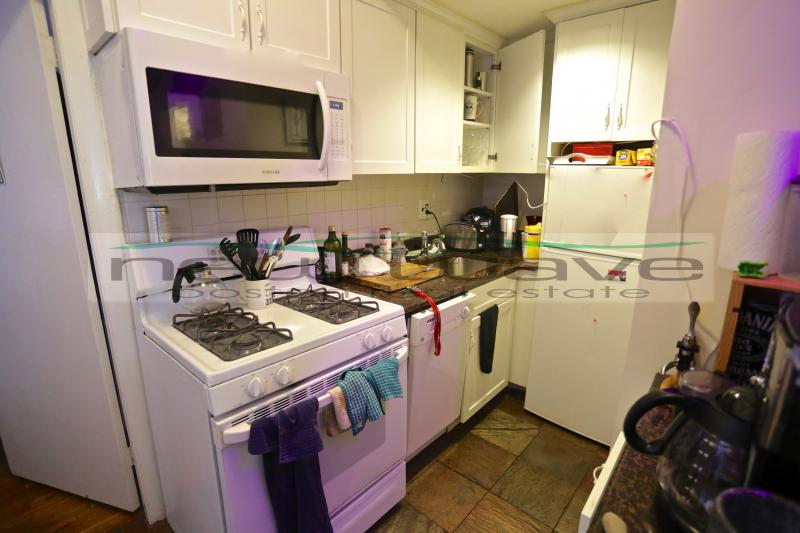 2 bed, 1.5 bath apartment for rent at 11 Revere St Unit 2, Beacon Hill — photo 1 of 35