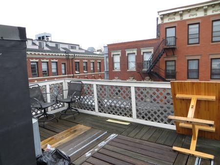 2 bed, 1.5 bath apartment for rent at 11 Revere St Unit 2, Beacon Hill — photo 32 of 35