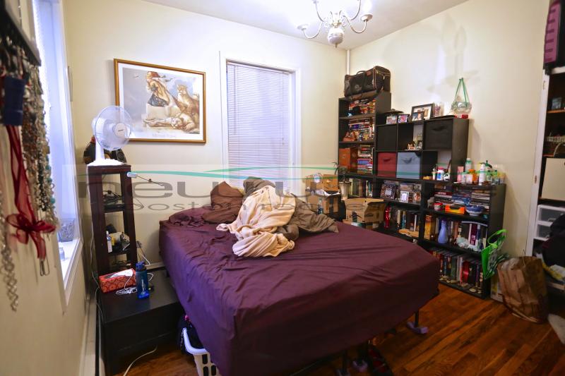 2 bed, 1.5 bath apartment for rent at 11 Revere St Unit 2, Beacon Hill — photo 5 of 35