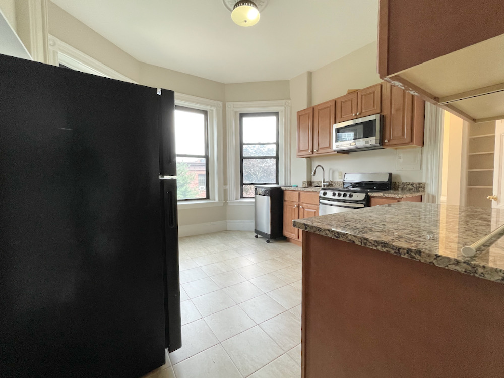 196 Saint Botolph St, Back Bay