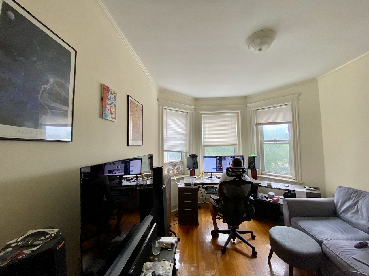 100 Queensberry St, Fenway