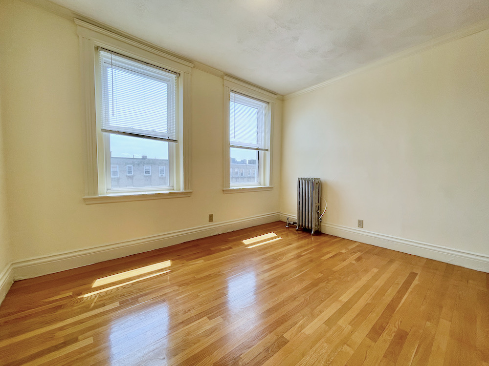 32 Queensberry St, Fenway