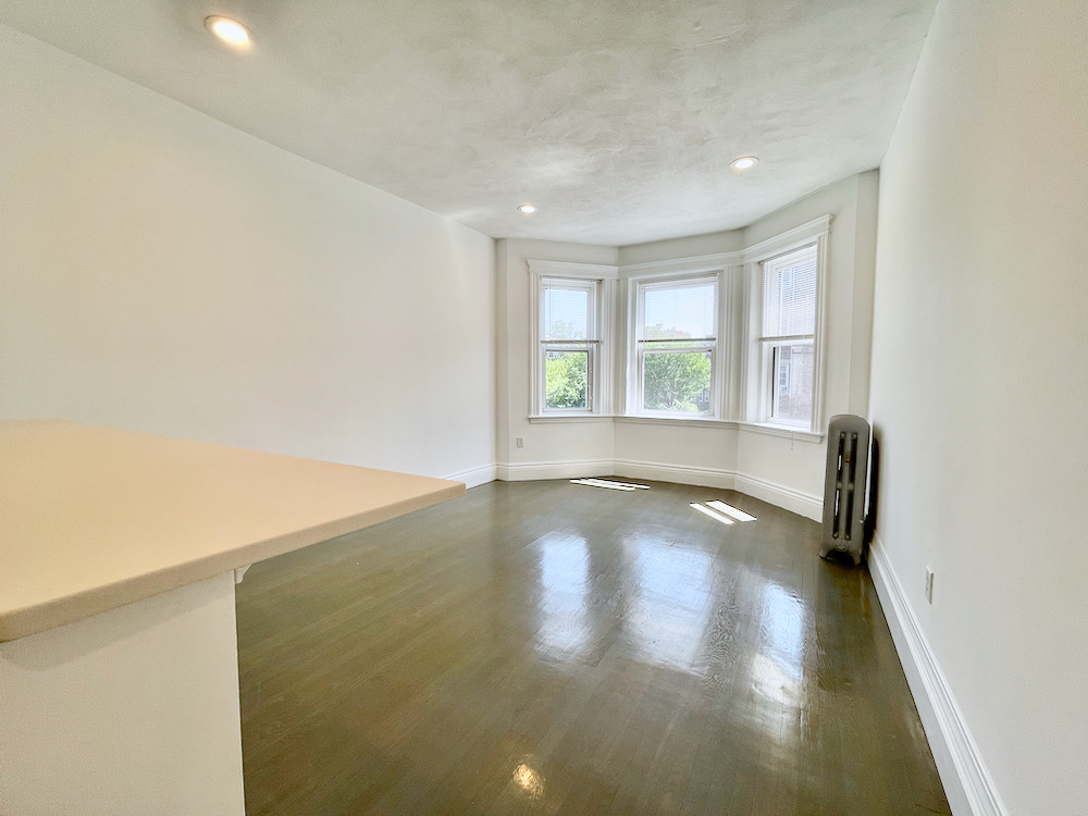 120 Peterborough St, Fenway