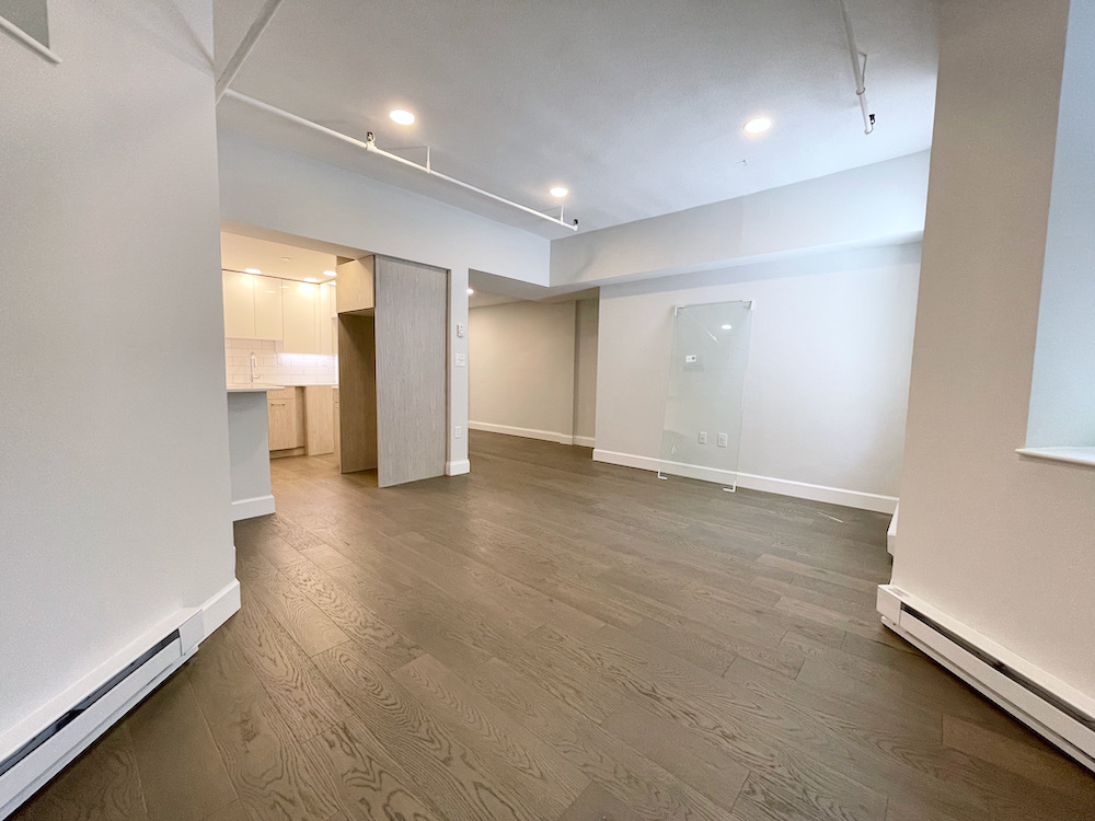 105 Queensberry St, Fenway