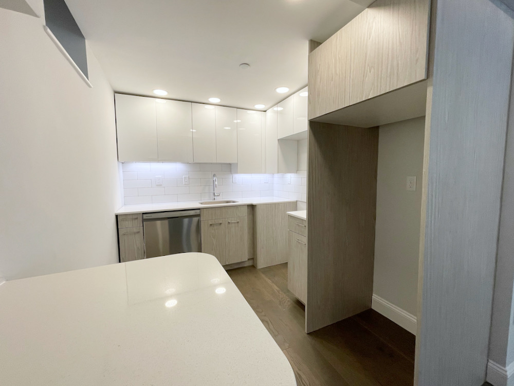 105 Queensberry St, Fenway