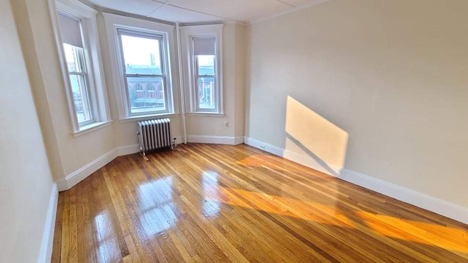 1179 Boylston St, Fenway