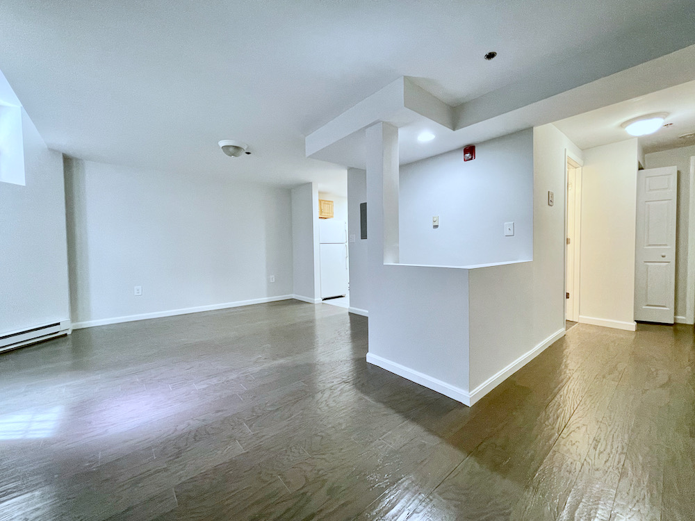 19 Queensberry St, Fenway