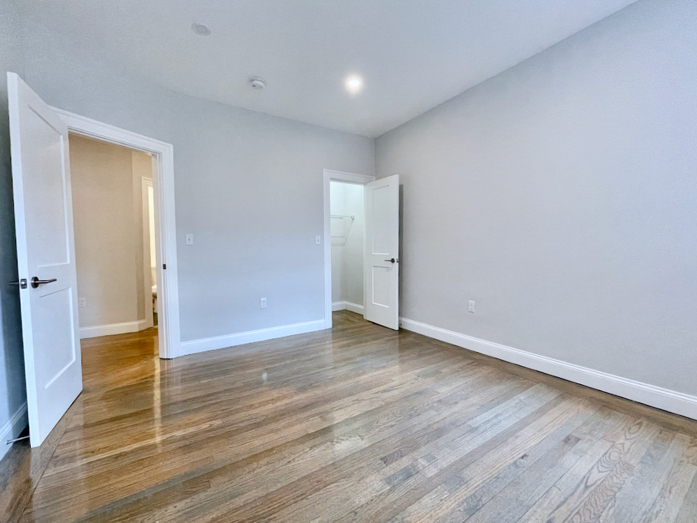 36 Queensberry St, Fenway