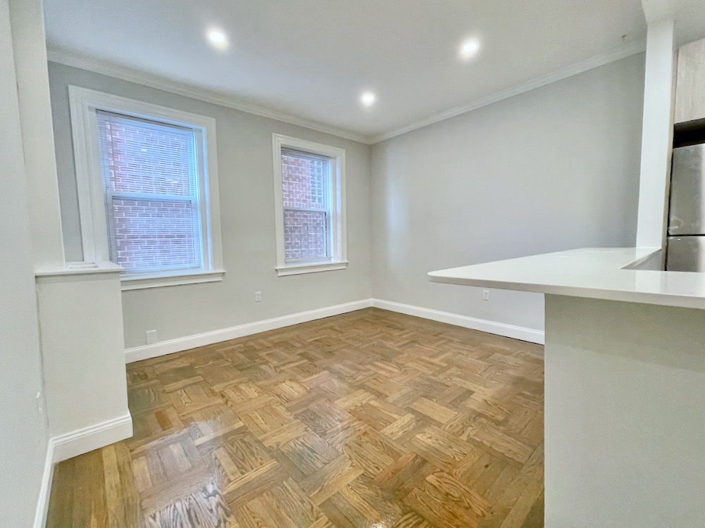 36 Queensberry St, Fenway